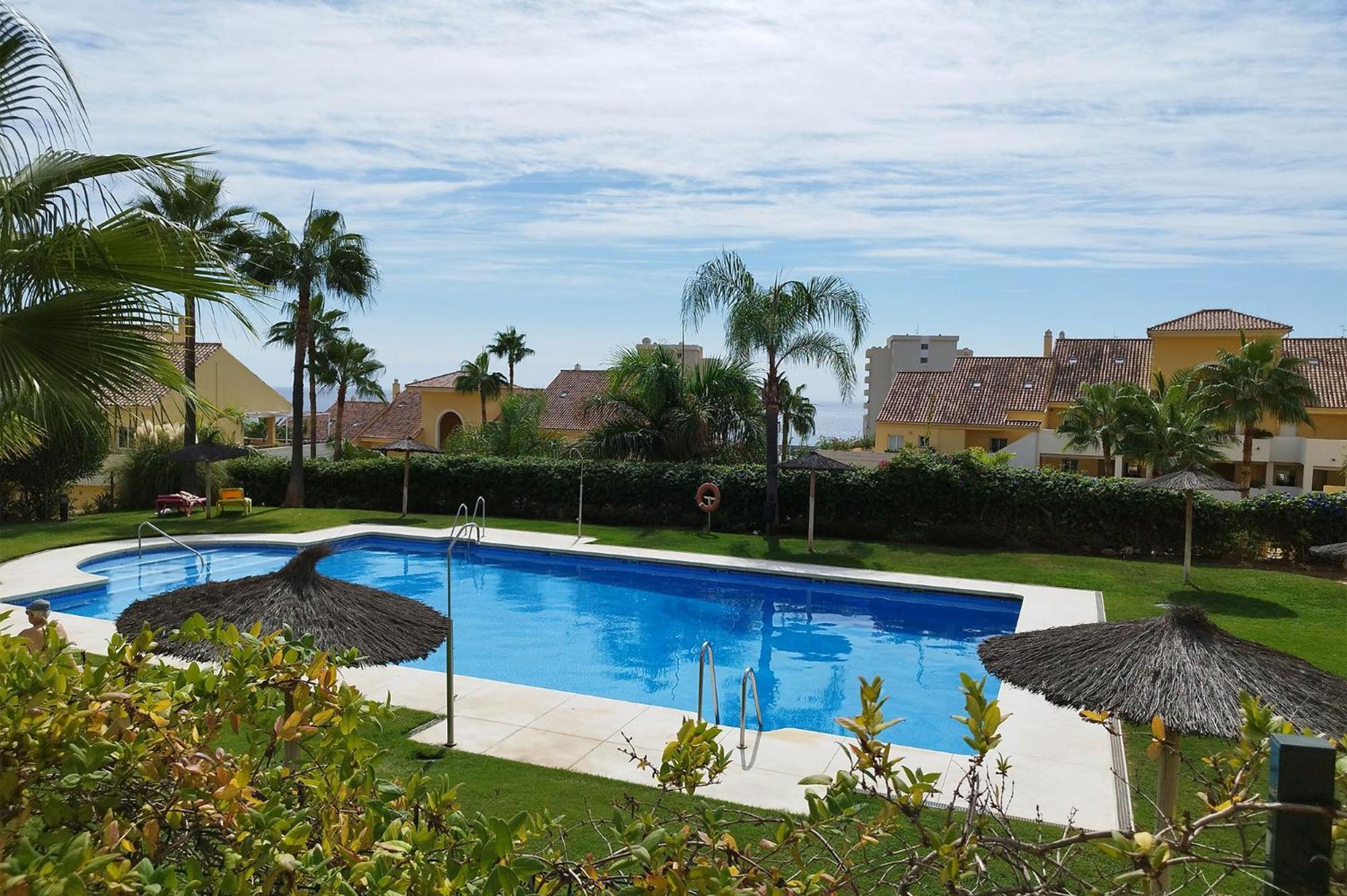 Appartamento Apartamento Puertosol Estepona Esterno foto