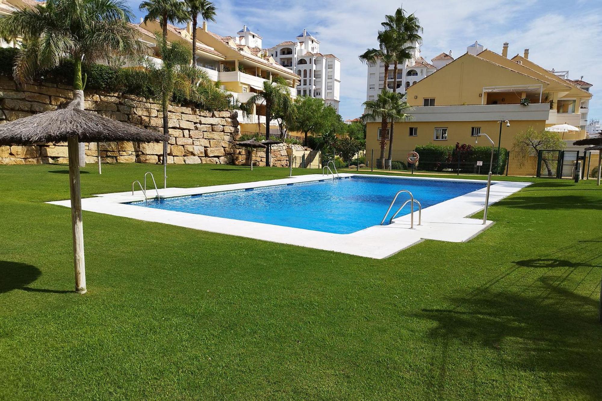 Appartamento Apartamento Puertosol Estepona Esterno foto