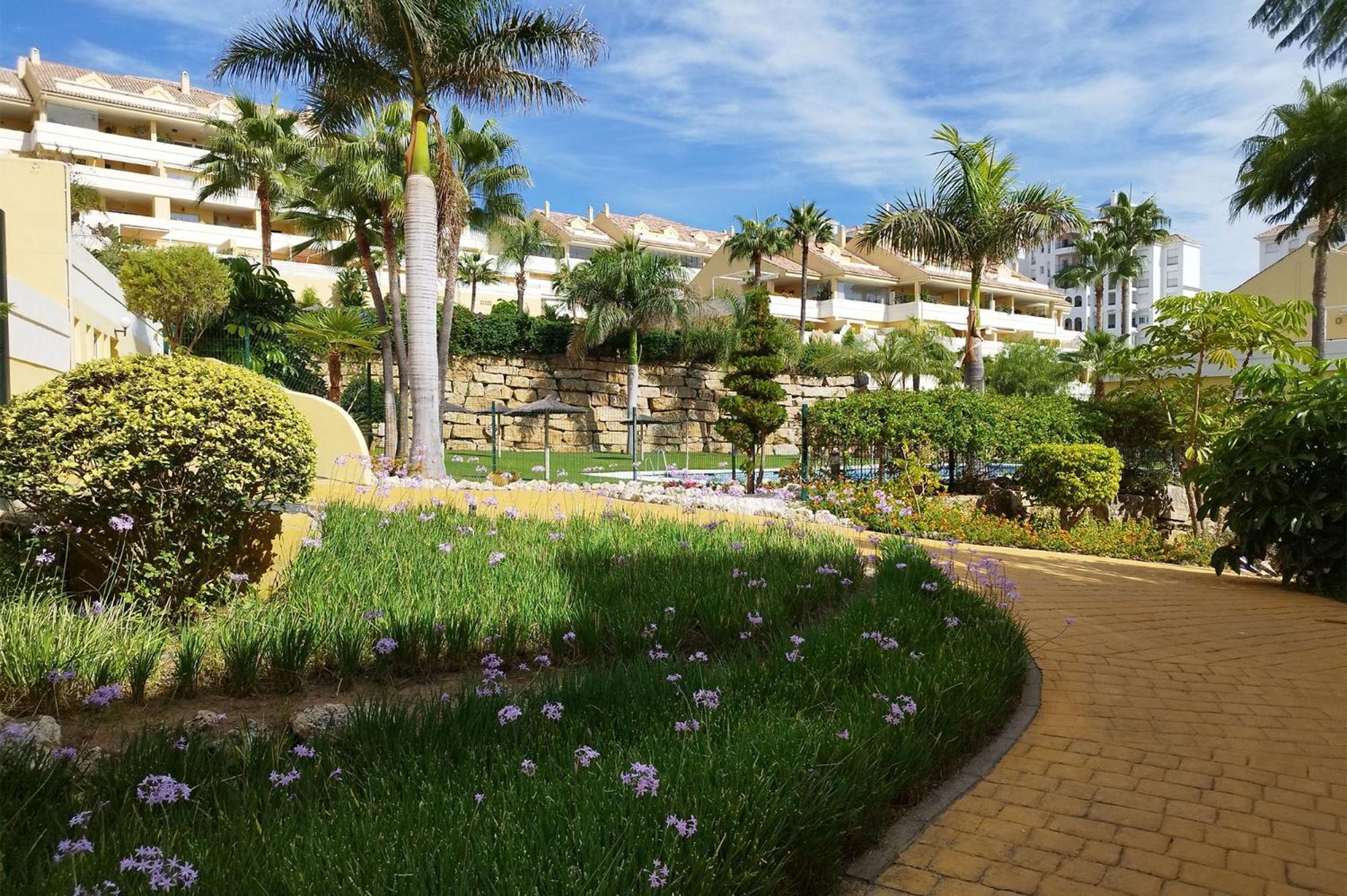 Appartamento Apartamento Puertosol Estepona Esterno foto